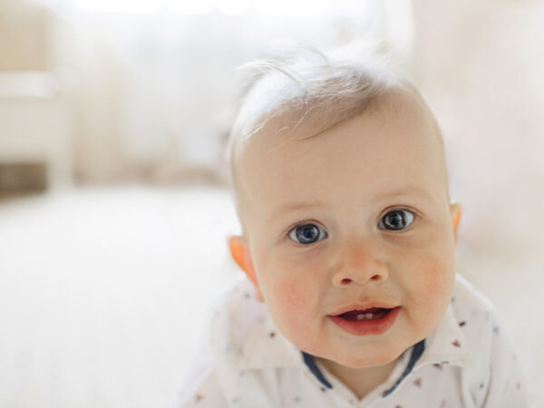 ¿Cuándo salen los dientes del bebé?